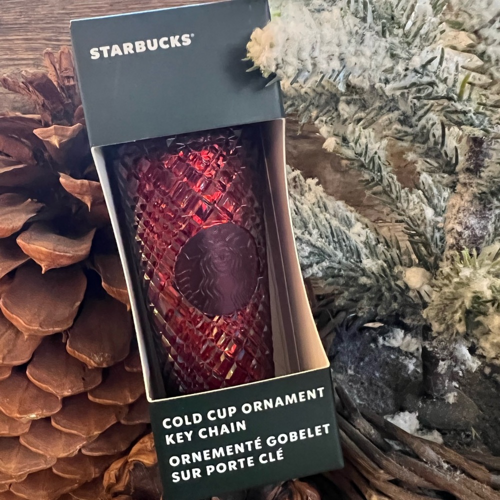 Starbucks Holiday 2022 red Merlot keychain ornament. NWT. NIB